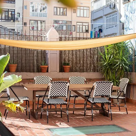 Apartment Sunny With A 100m2 Oasis Barcelona