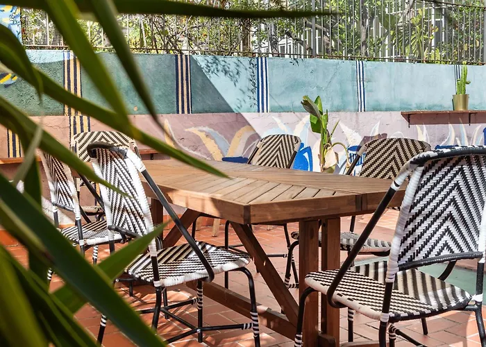 Sunny With 100sqm Terrace In *