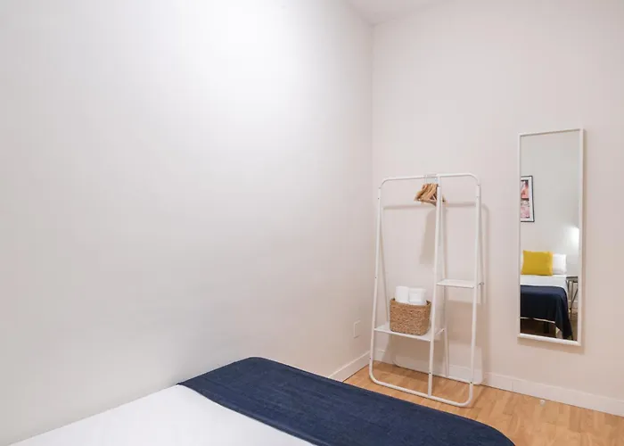 Sunny With 100sqm Terrace In