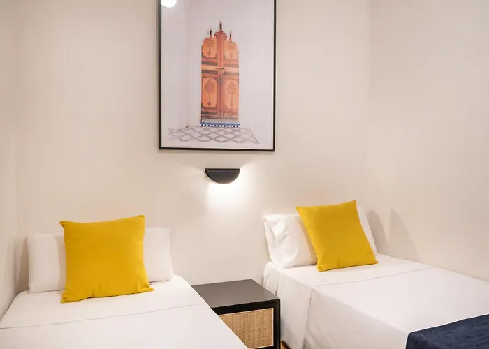 Apartamento Sunny With 100sqm Terrace In *